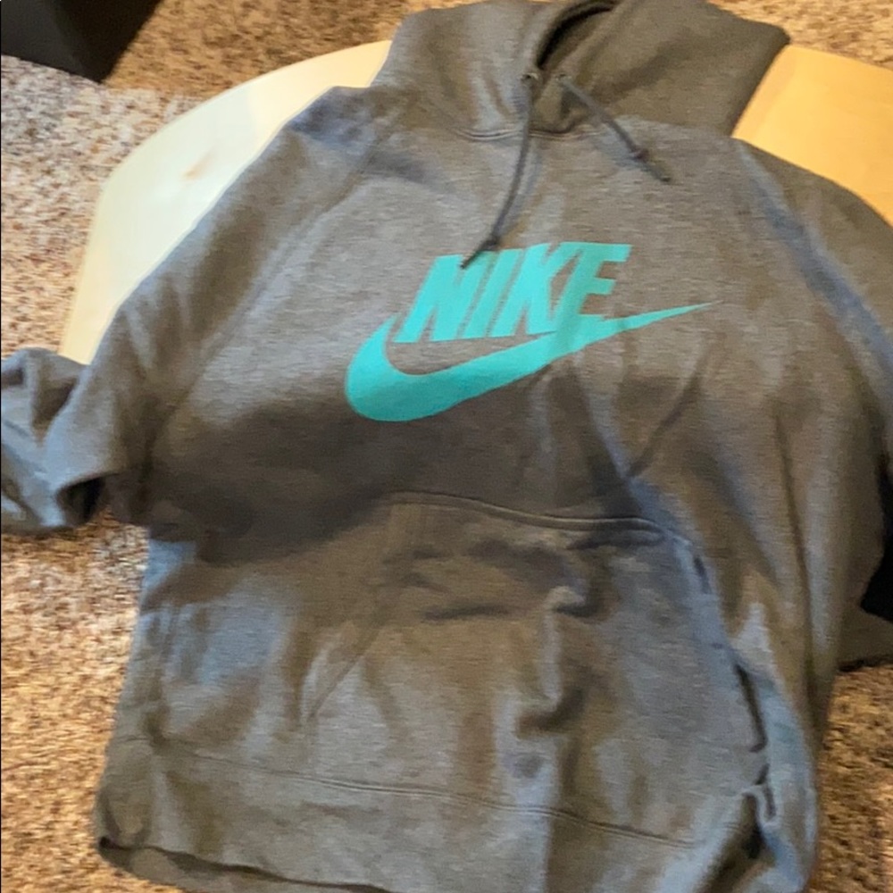 Sweat shirt